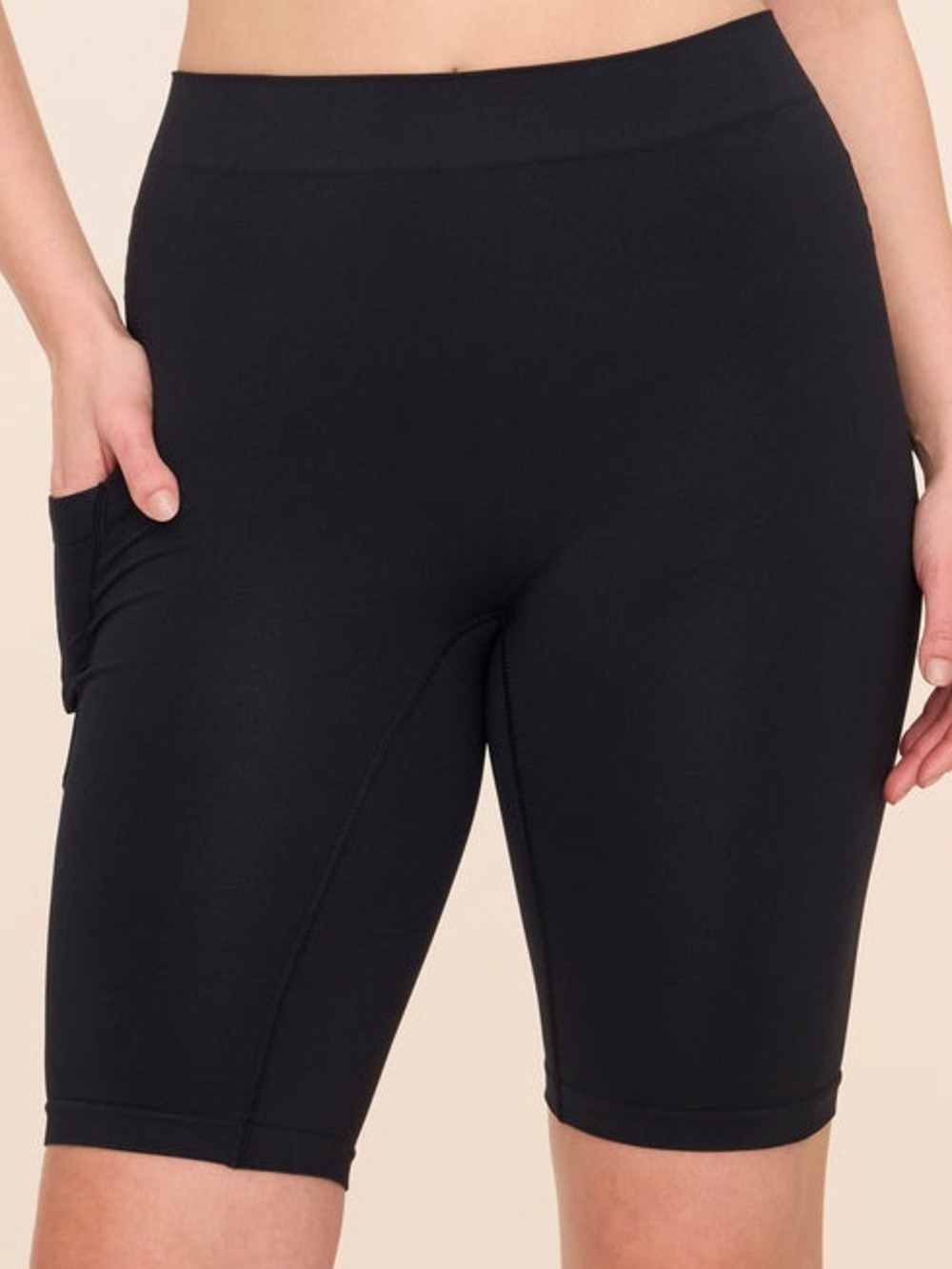 Thigh Society The Cargo 9” High-Waist Bike Shorts - Black, size 3XL